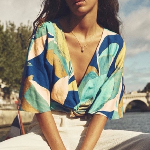 Zara Tops - Zara Blue Multi Tropical Knot-Front V-Neck Top